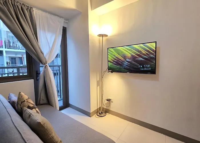 Serene Cozy 1br Near Mall Of Smx Ikea And Airport Apartment Manila
