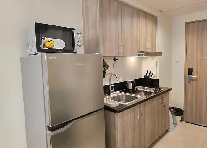 Serene Cozy 1br Near Mall Of Smx Ikea And Airport